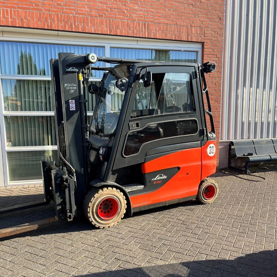 Linde E30HL-01/600 met lage urenstand te koop