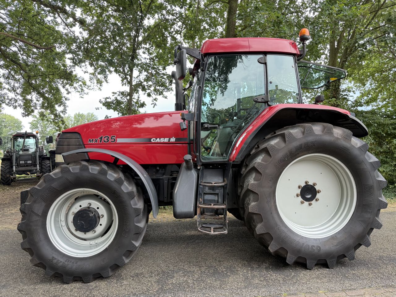 Case IH MX 135
