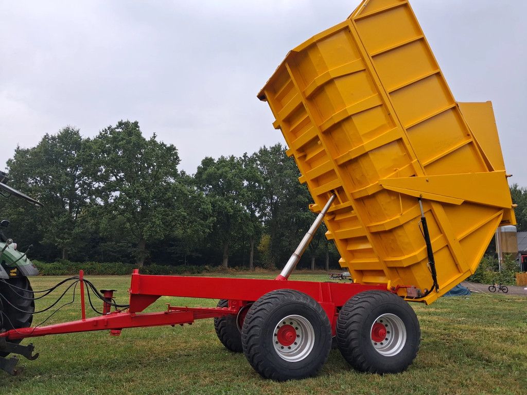 VGM ONBEKEND 14 kipper/dumper met opbouw
