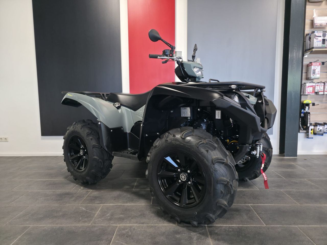 Z.G.A.N. - Grizzly 700 XT-R (2026) op tractorkenteken (149 km!)
