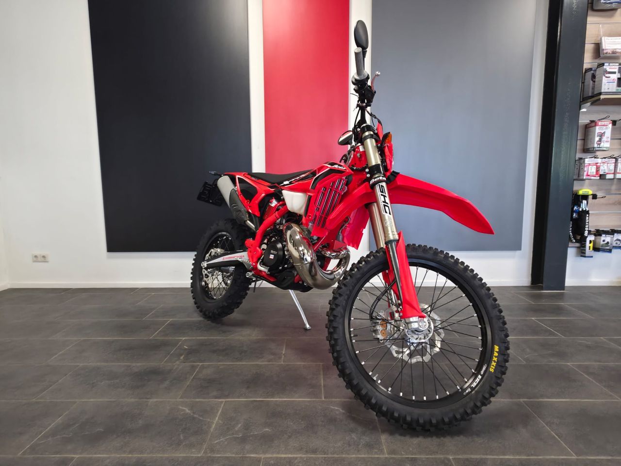NIEUW! Beta RR 300 XPRO 2T - Enduromotor - Model 2027