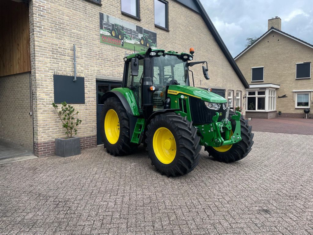 John Deere 6M95