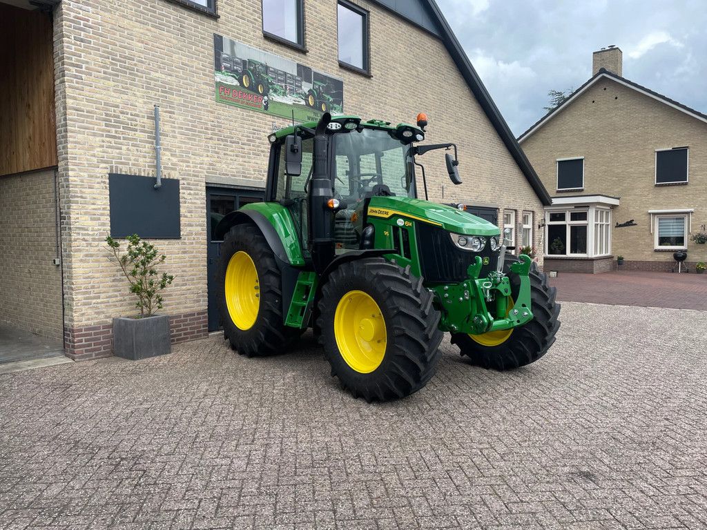John Deere 6M95