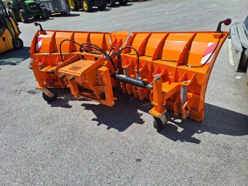 T3 320