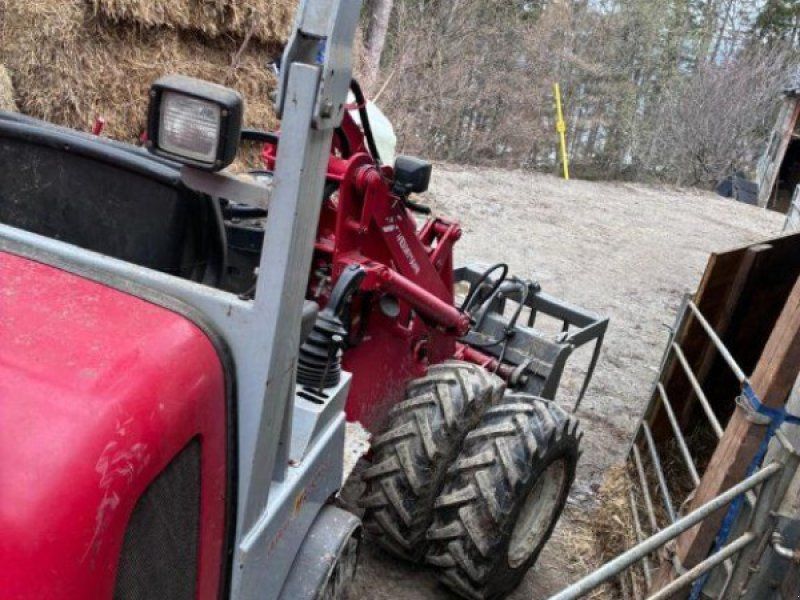 Weidemann 1240