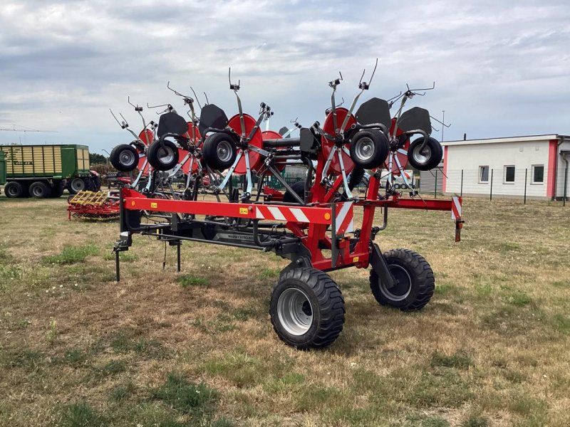 Massey Ferguson TD 1028X TRC