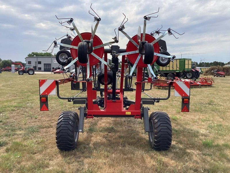Massey Ferguson TD 1028X TRC