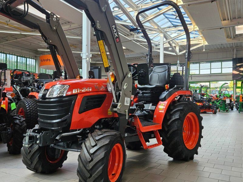 Kubota B1-241 Frontlader