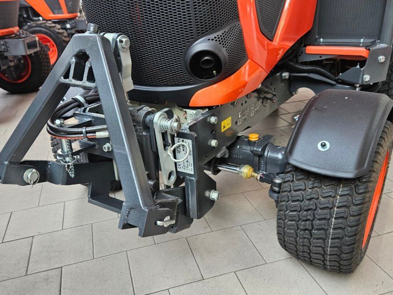 Kubota BX261 CAB