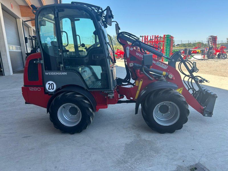Weidemann 1280-Hohe Hubhöhe