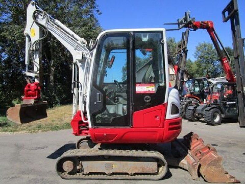Takeuchi TB 230 POWERTILT + hydr. Schnellwechsler + 4 L