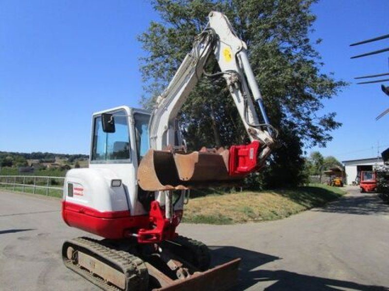 Takeuchi TB 230 POWERTILT + hydr. Schnellwechsler + 4 L