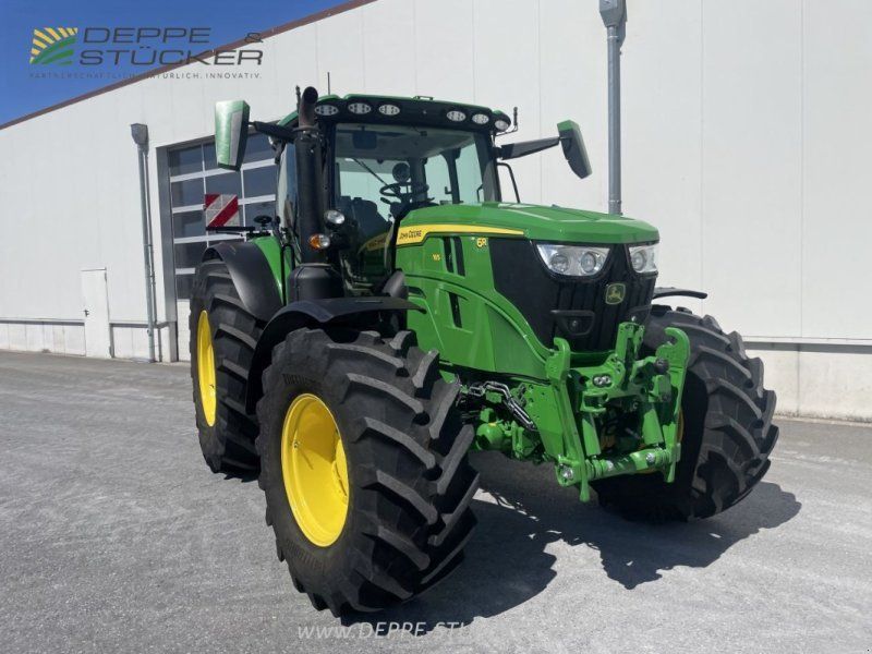 John Deere 6R 165