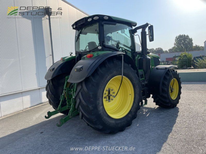 John Deere 6230R