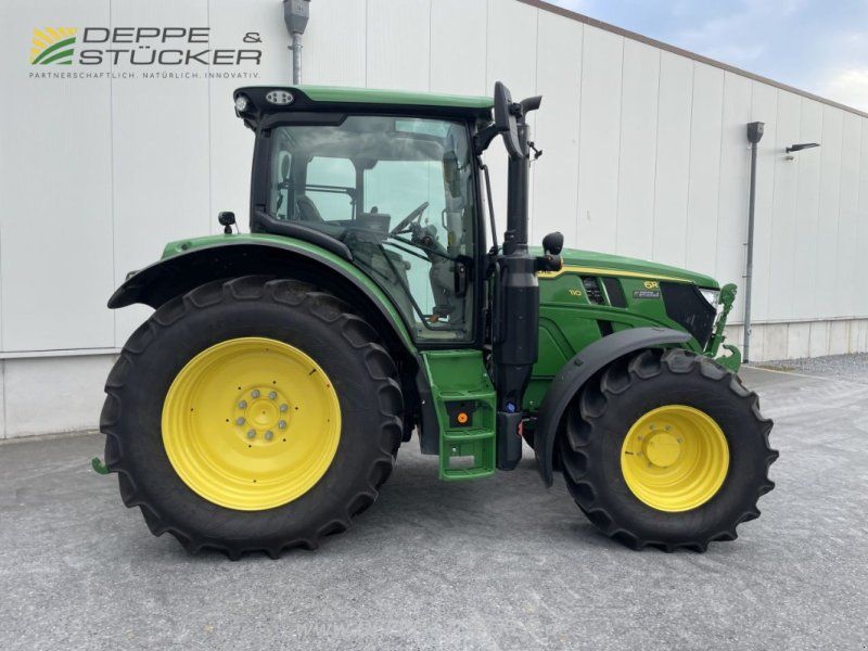 John Deere 6R 110