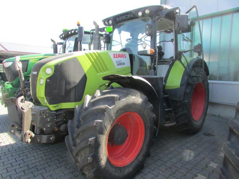 Claas Arion 640 CEBIS