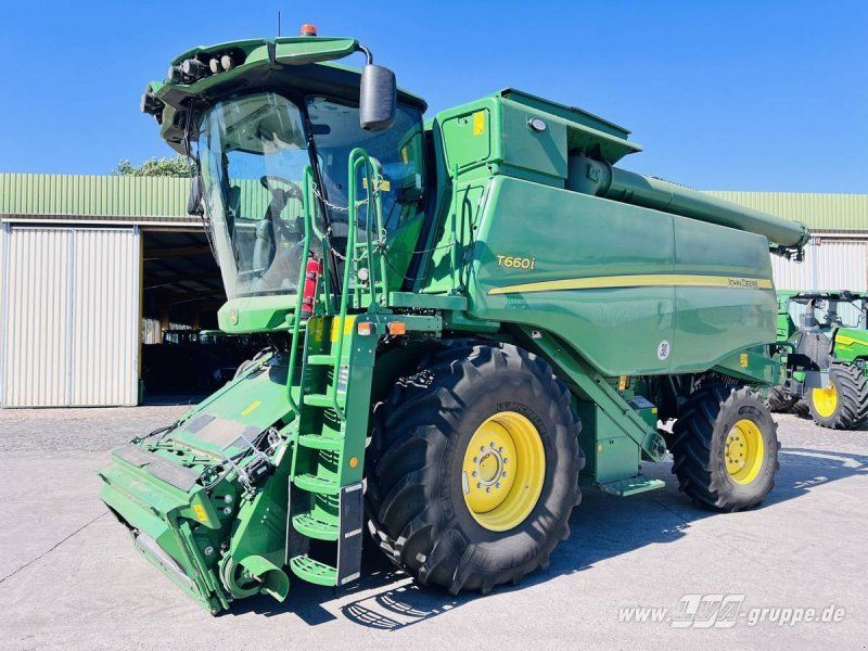 John Deere T660