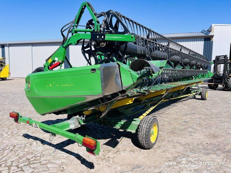John Deere 735 PremiumFlow