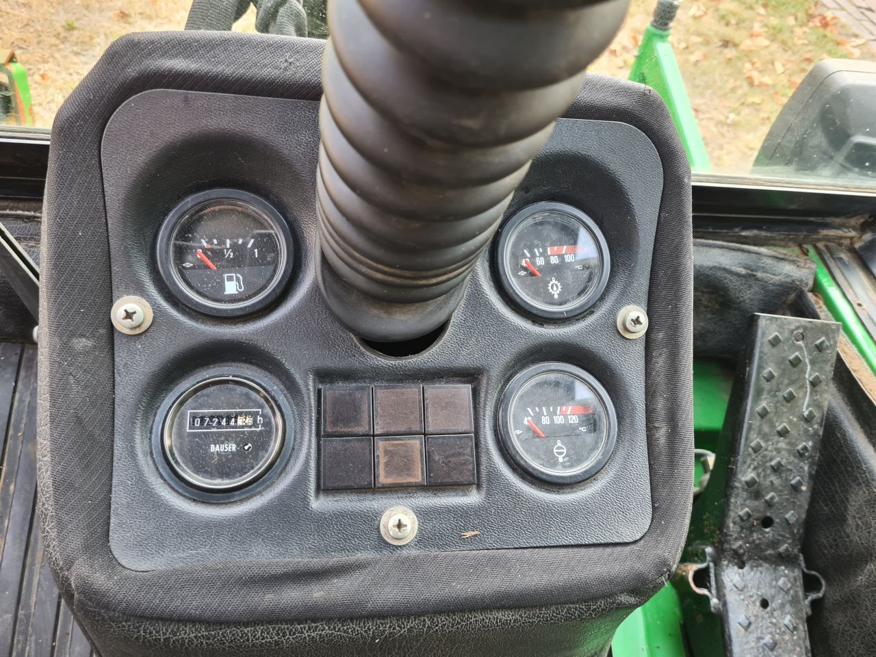 John Deere 1505 frontmaaier Yanmar diesel motor 4x4