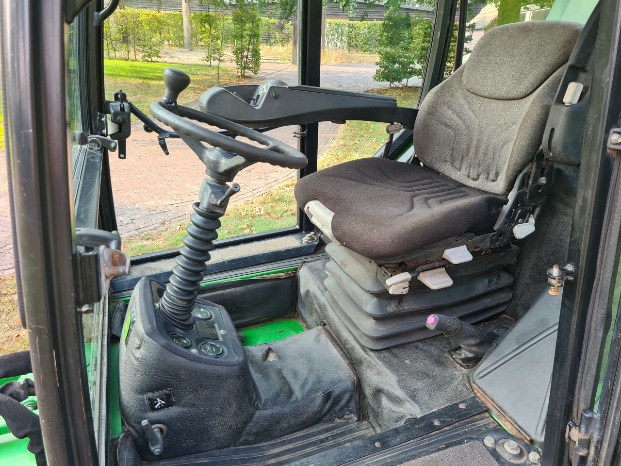 John Deere 1505 frontmaaier Yanmar diesel motor 4x4