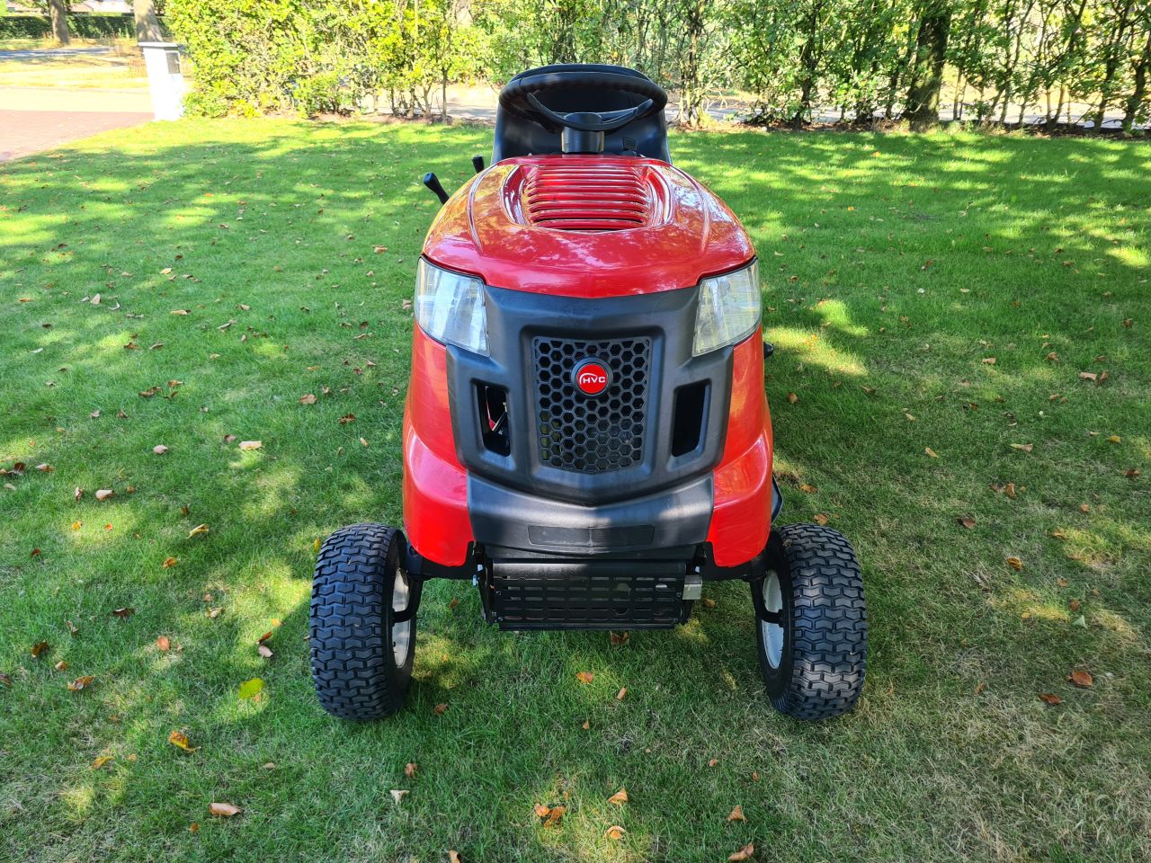 MTD RC 125 zitmaaier met opvangbak als nieuw.