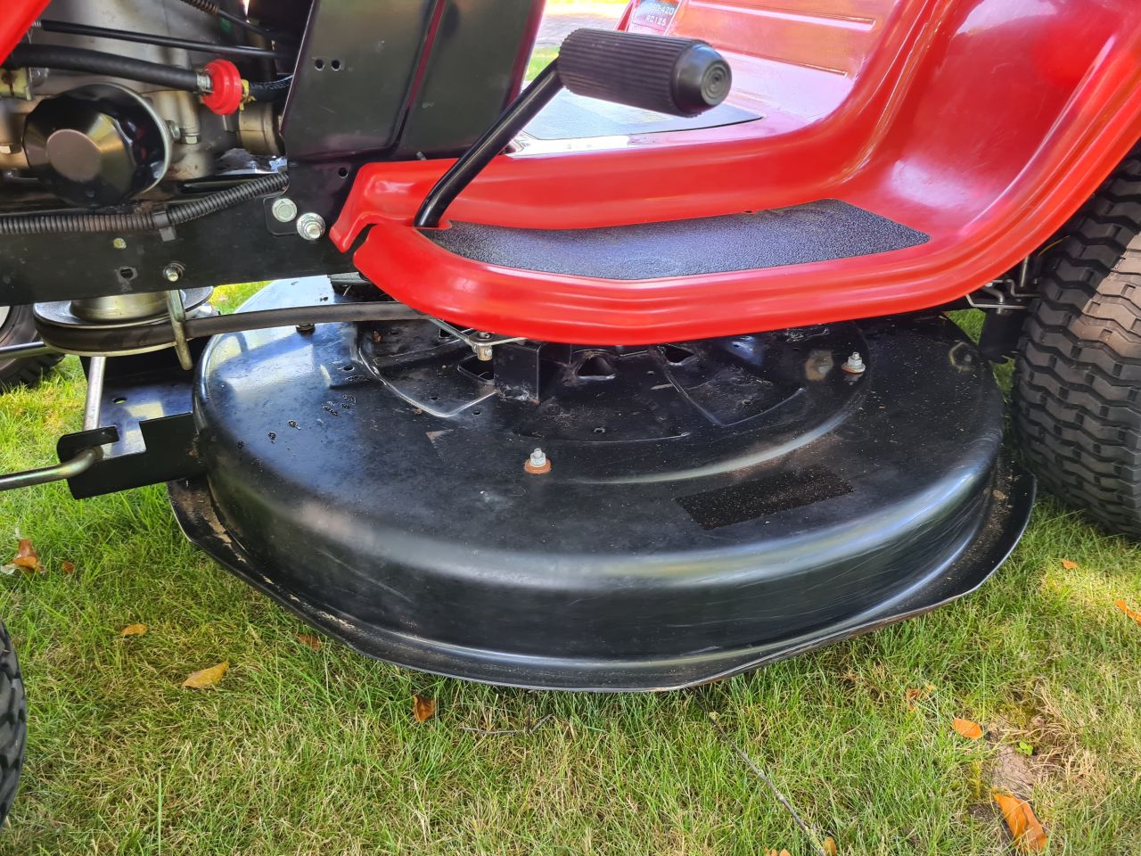 MTD RC 125 zitmaaier met opvangbak als nieuw.