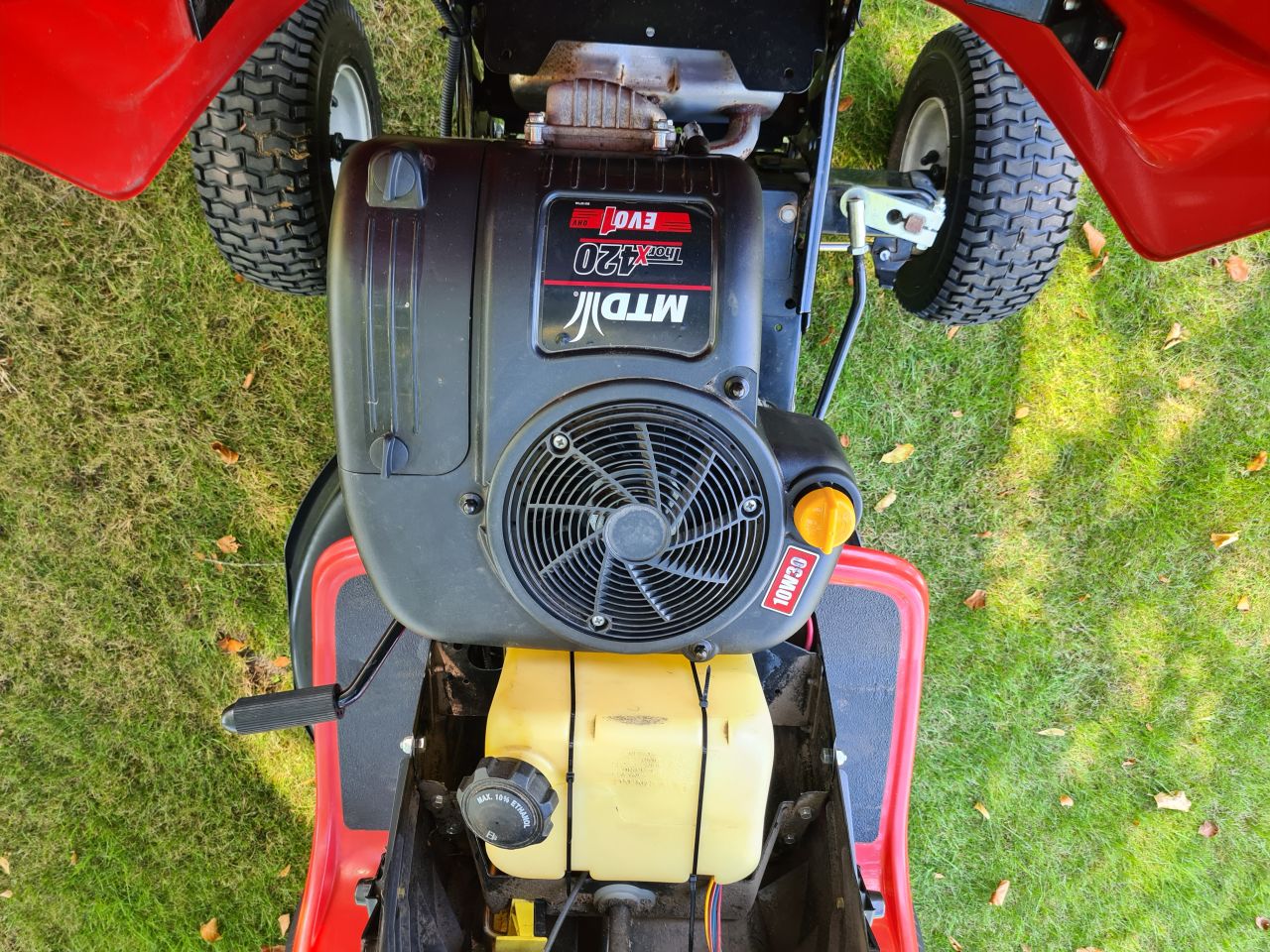 MTD RC 125 zitmaaier met opvangbak als nieuw.