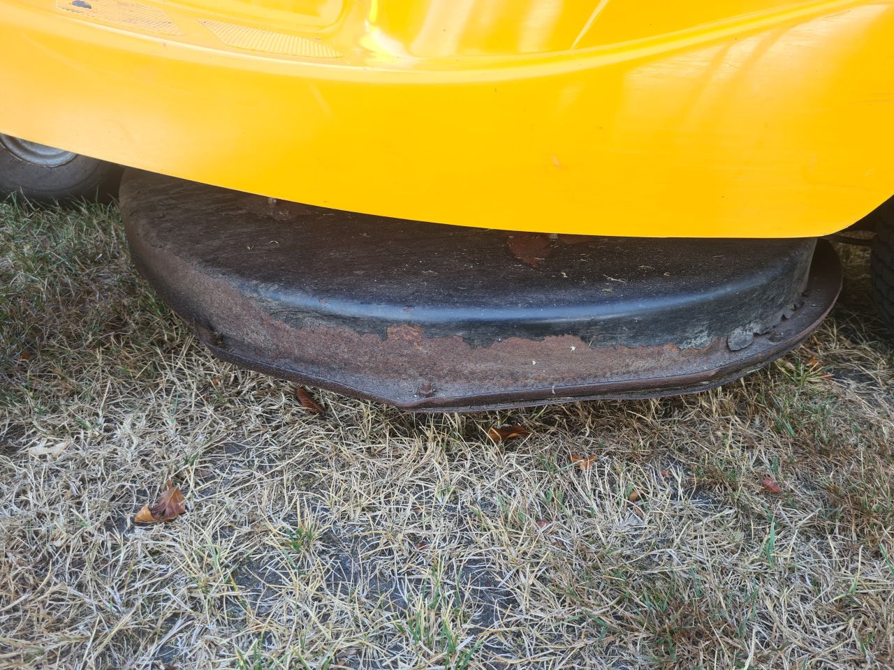Partner zitmaaier met opvangbak hydrostaat.