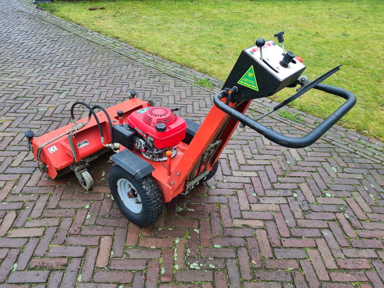 Kersten K 1100 veegmachine hydrostaat.