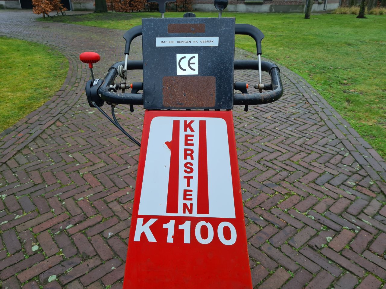 Kersten K 1100 veegmachine hydrostaat.