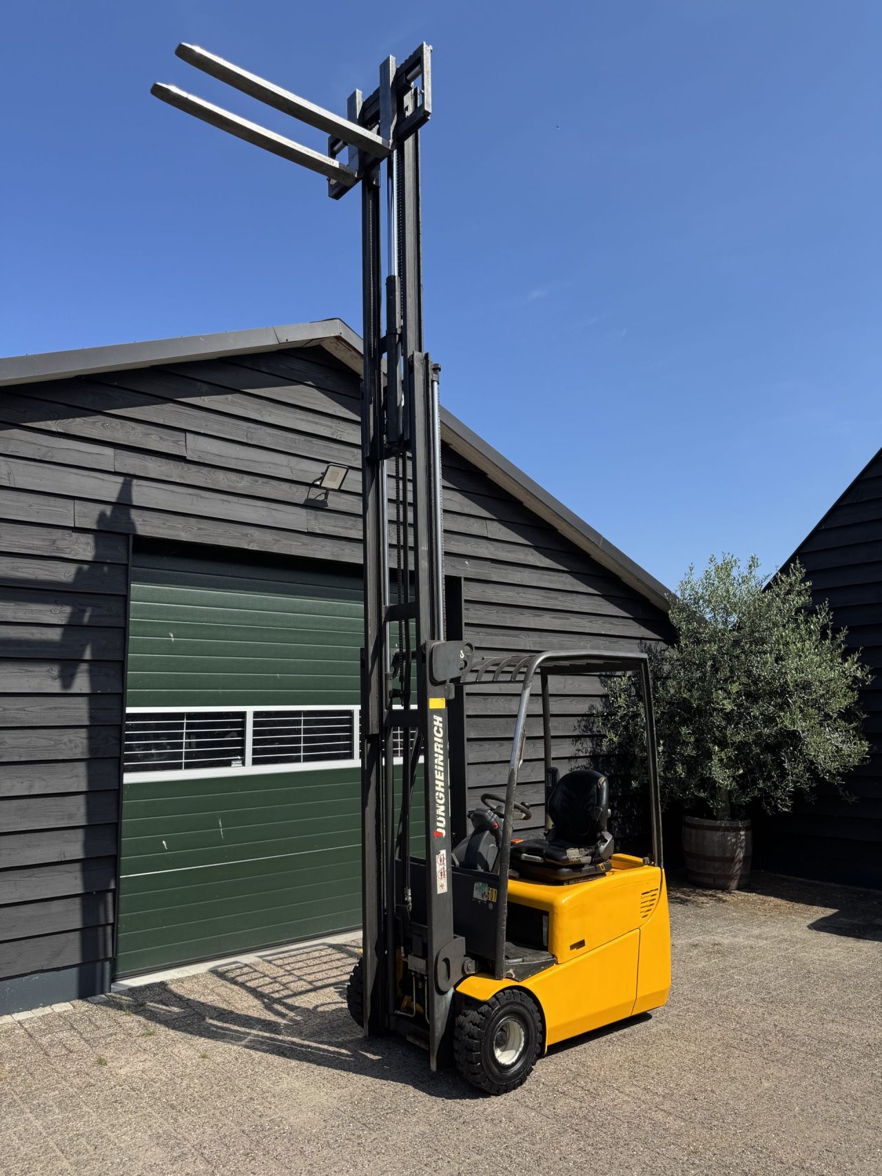 Jungheinrich EFG-DH 1500 kg vorkheftruck / elektrische heftruck