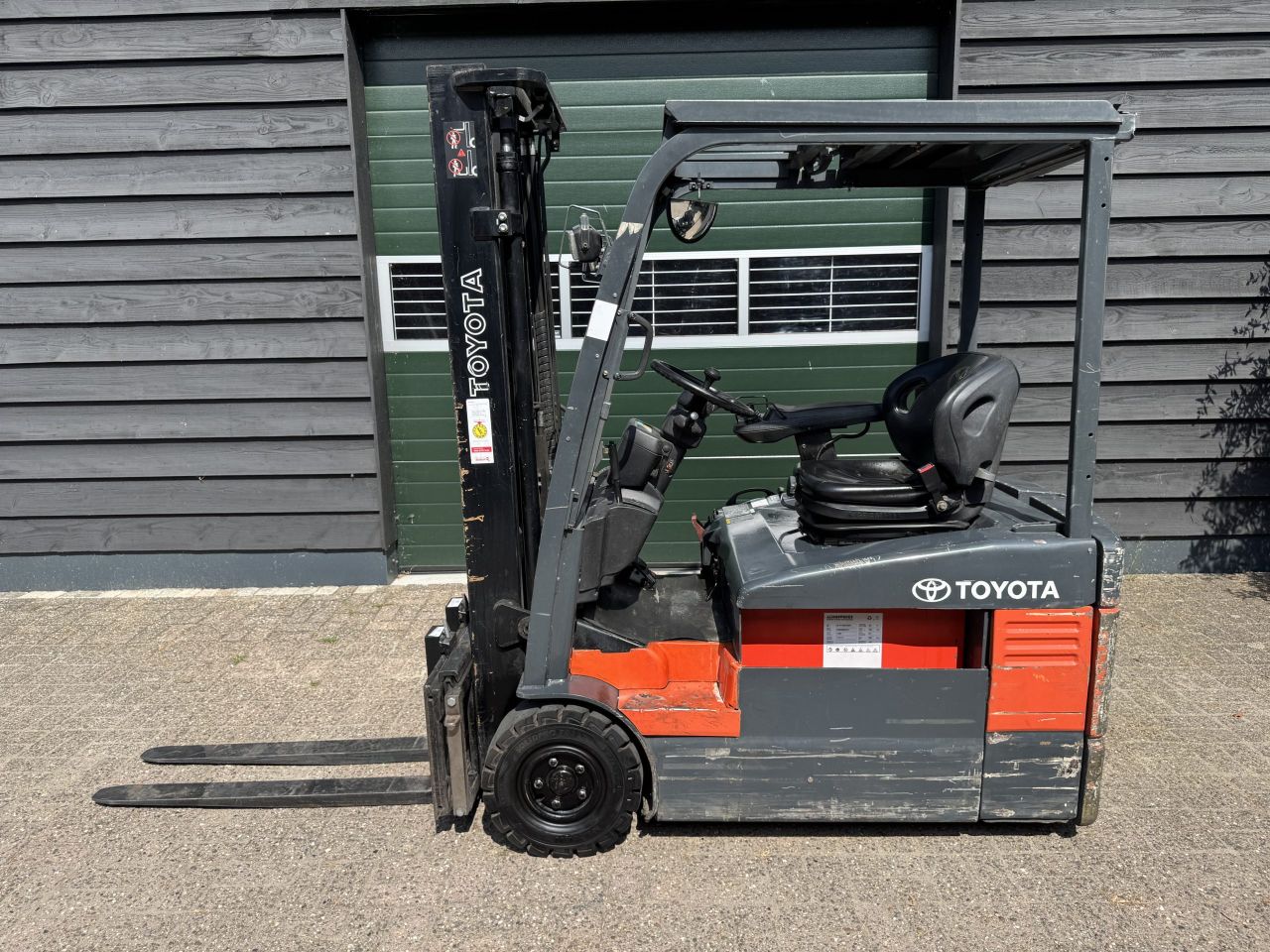 Toyota 7FBEF15 elektrische heftruck 1500 kg(2005)