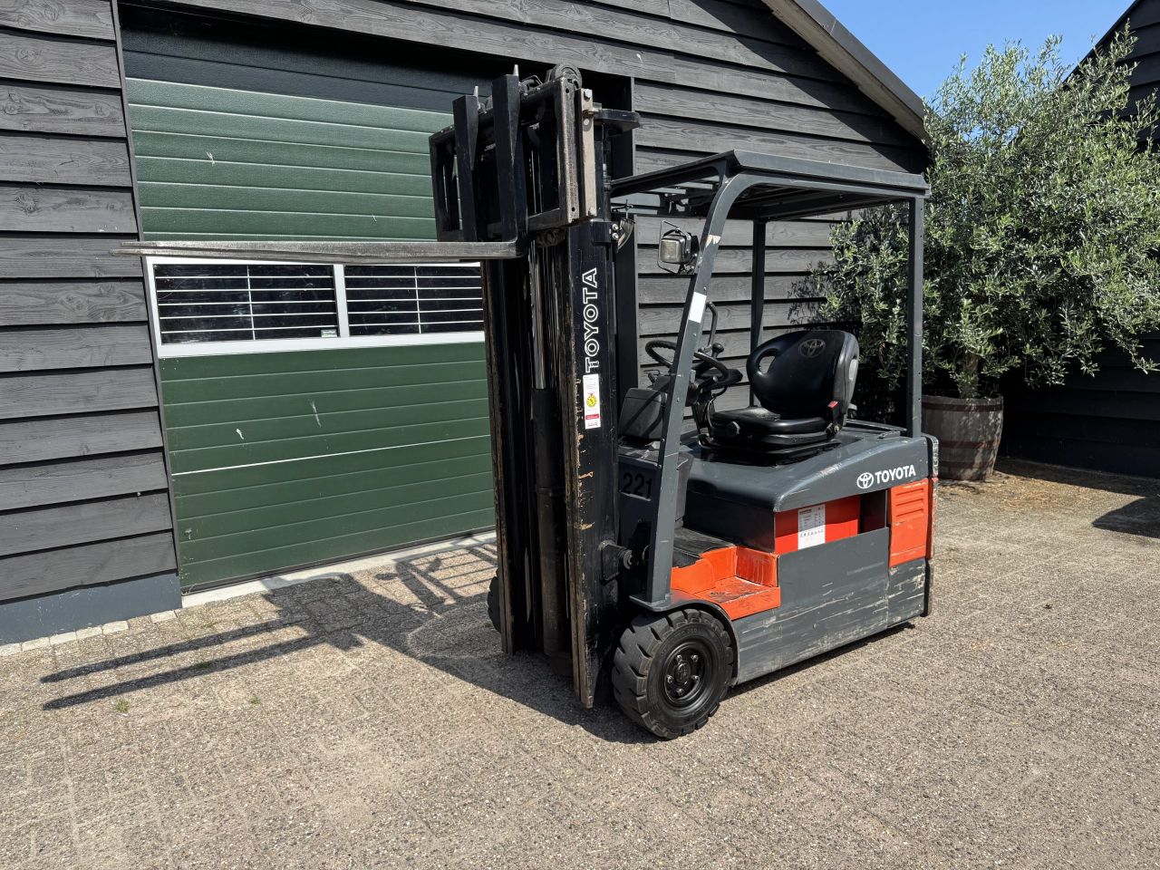 Toyota 7FBEF15 elektrische heftruck 1500 kg(2005)