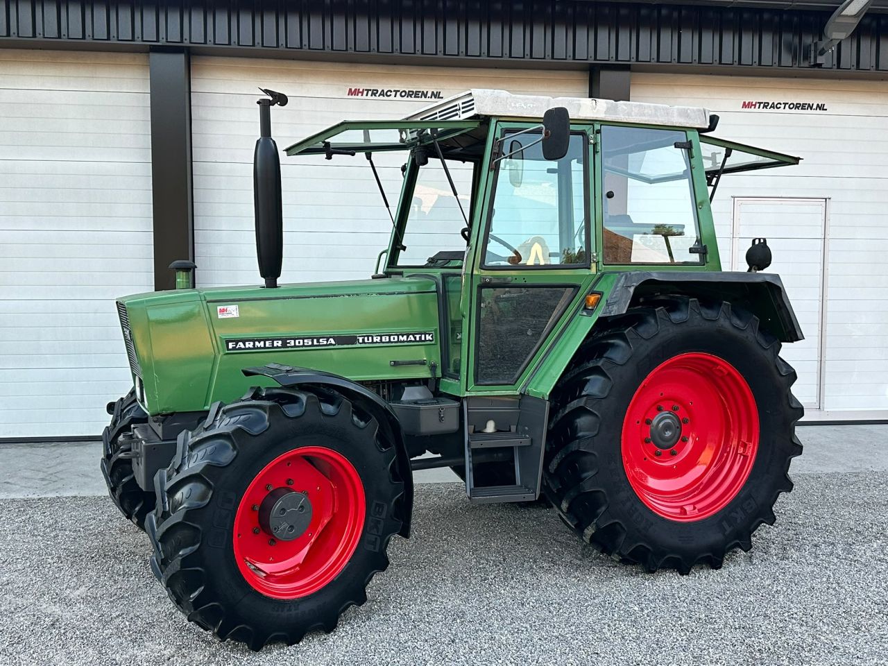 Fendt 305