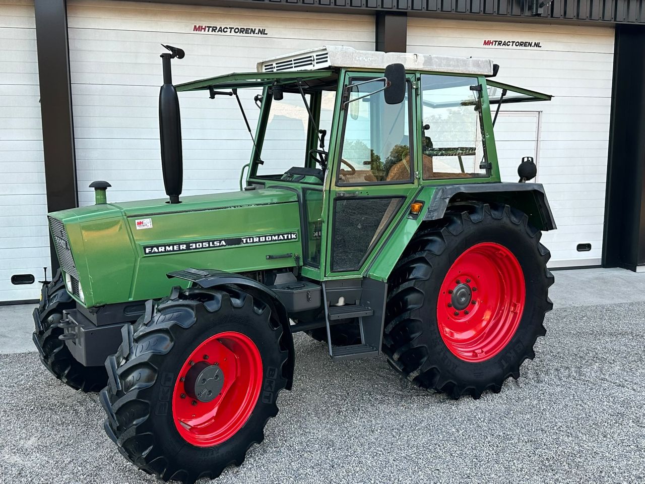 Fendt 305
