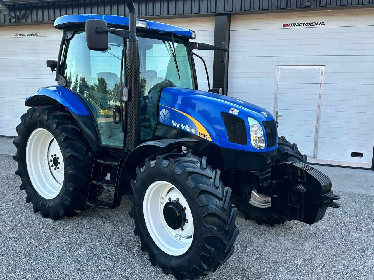 New Holland TSA100