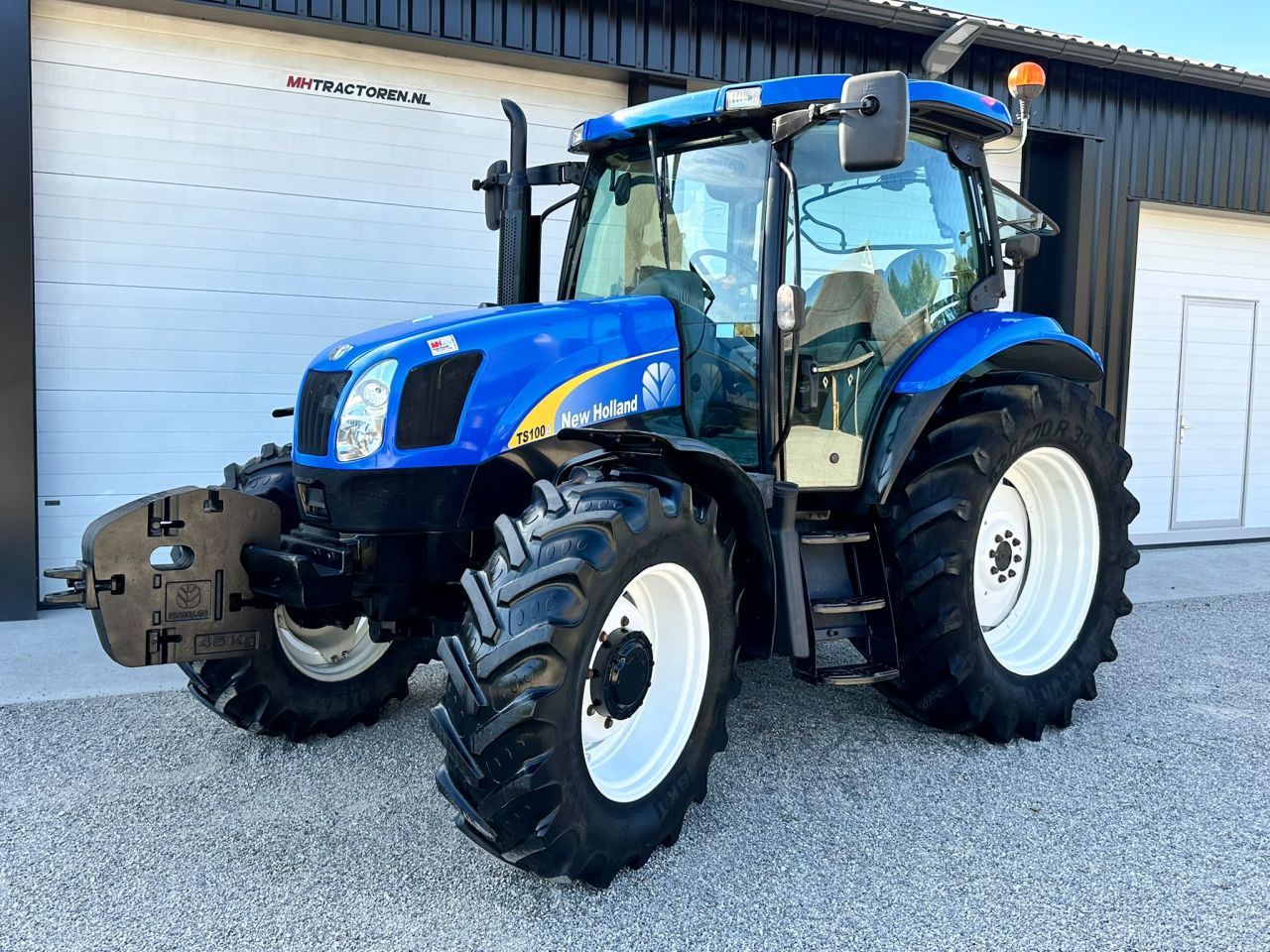 New Holland TSA100