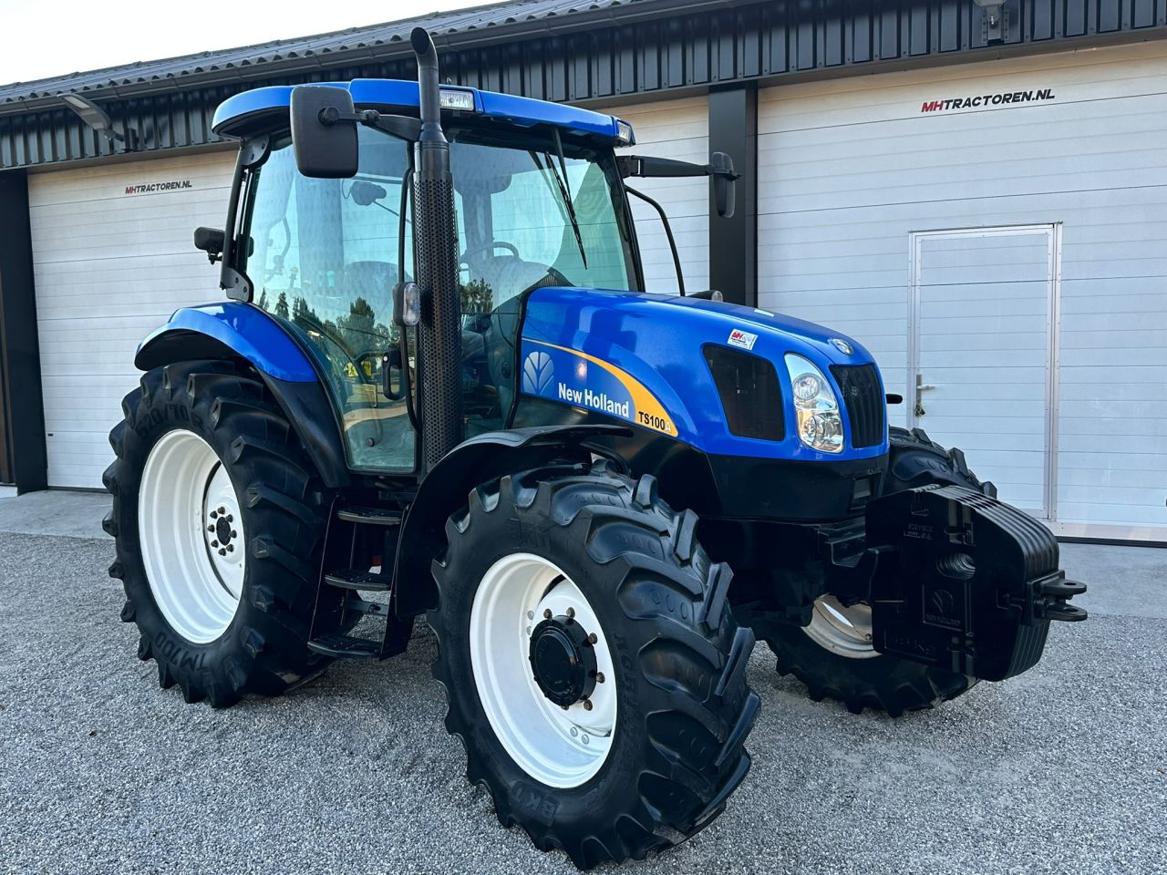 New Holland TSA100