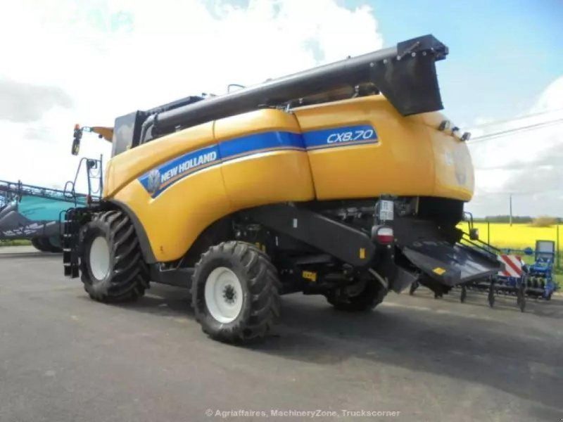 New Holland cx8-70