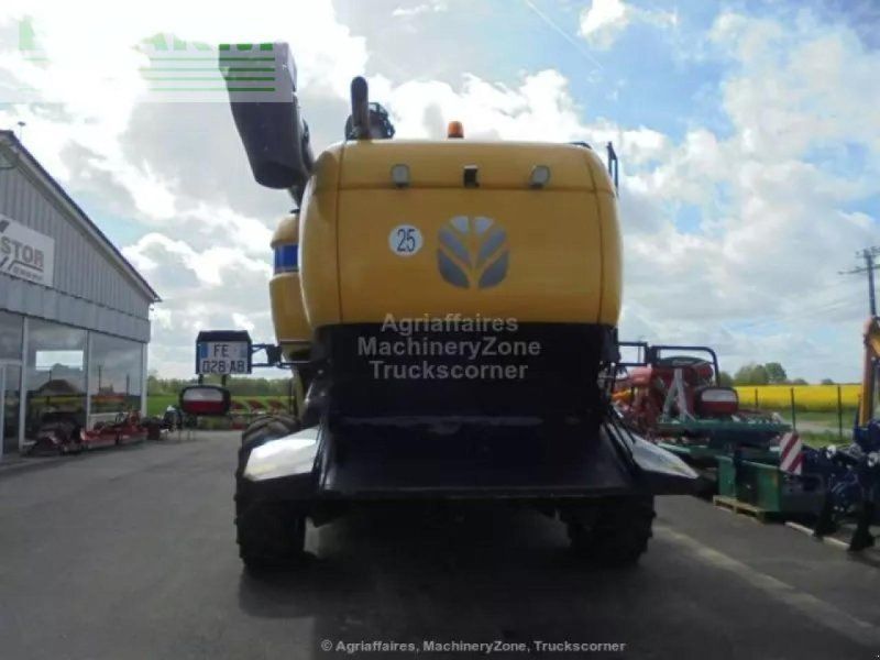 New Holland cx8-70