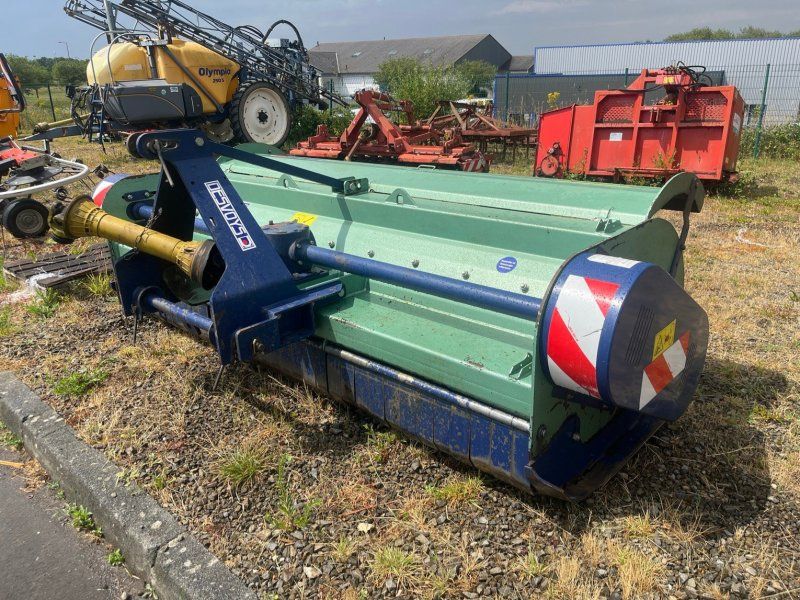 Desvoys Broyeur à axe horizontal DR4 280