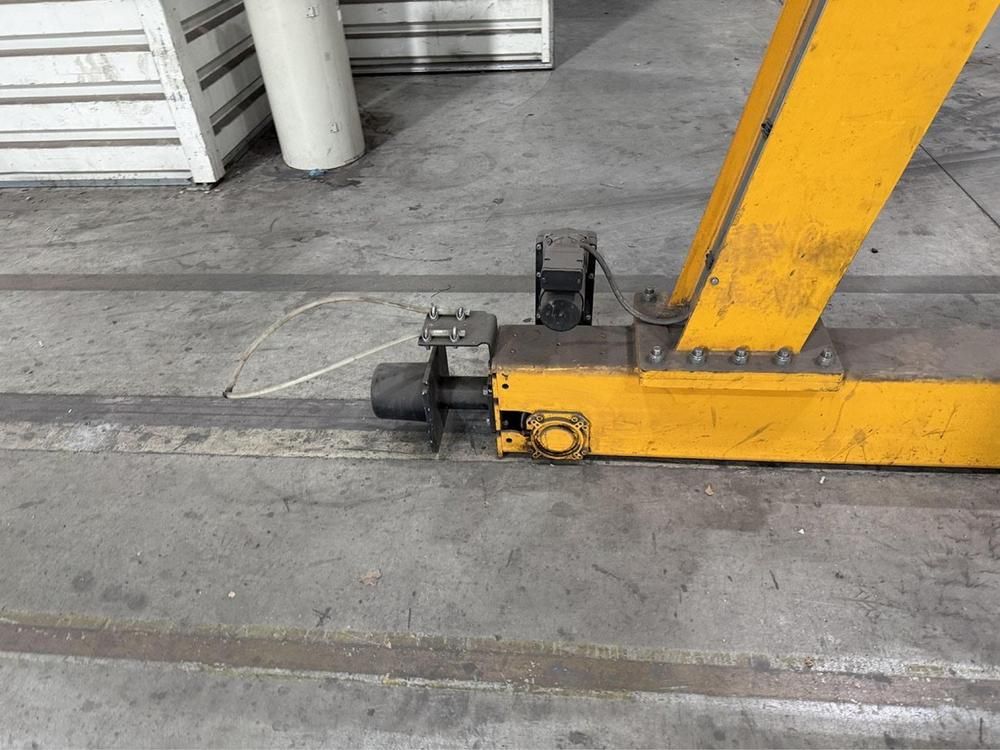 2012 Kone 5T x 15.030 mm Halbportalkran (Halle 4)