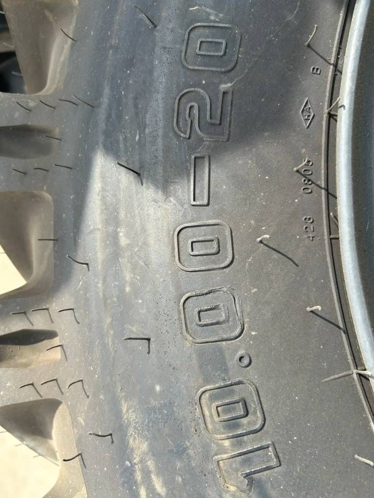 Kuhmo 1000 x 20 Set / 10.00 x 20: 4x2 Tyres
