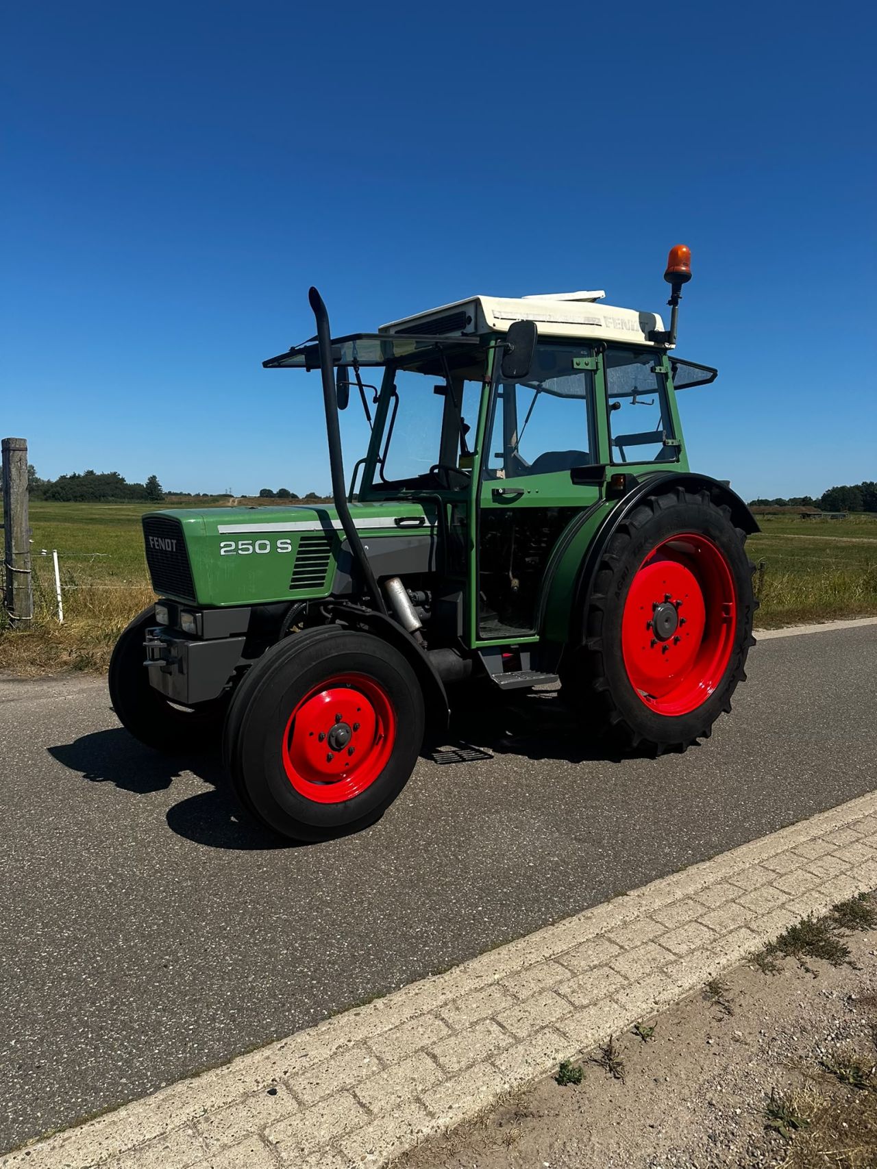 Fendt Farmer 250 S