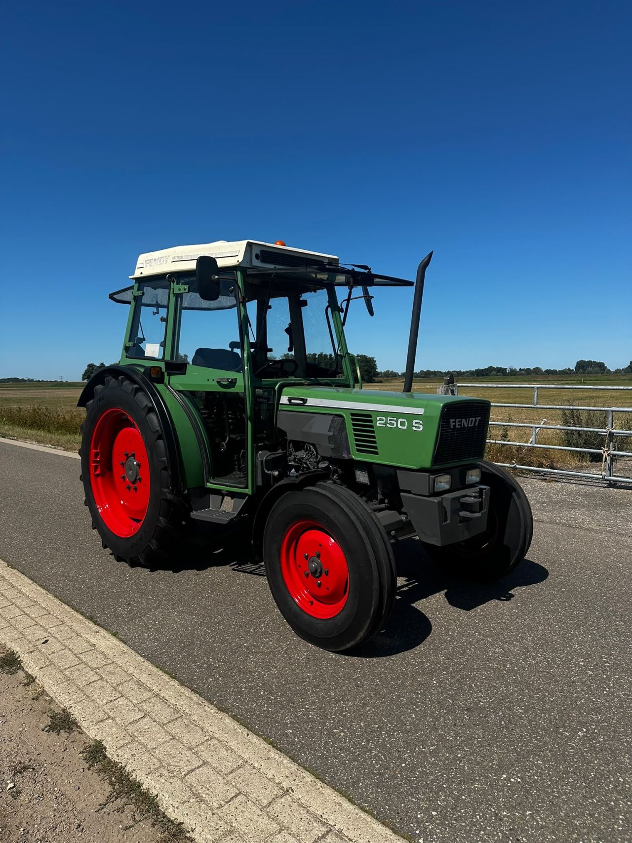 Fendt Farmer 250 S