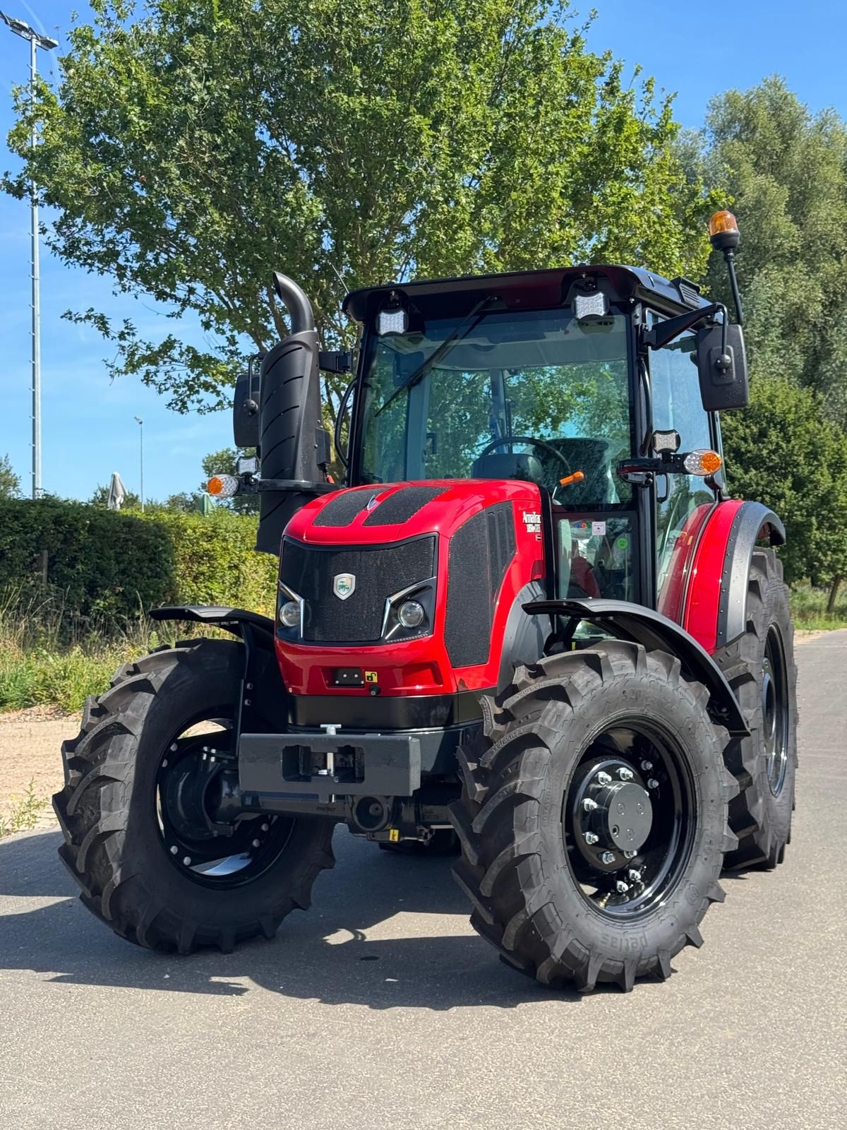 ArmaTrac 1054e+