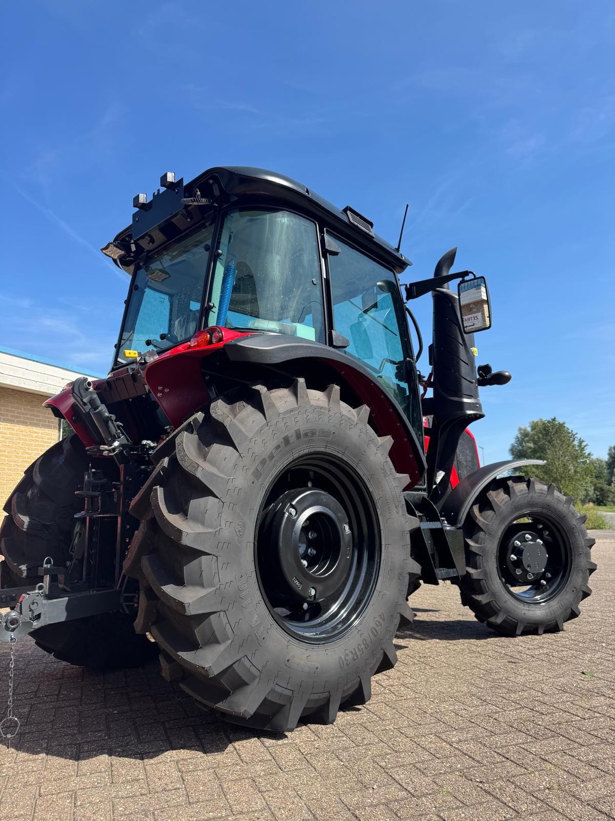 ArmaTrac 1054e+