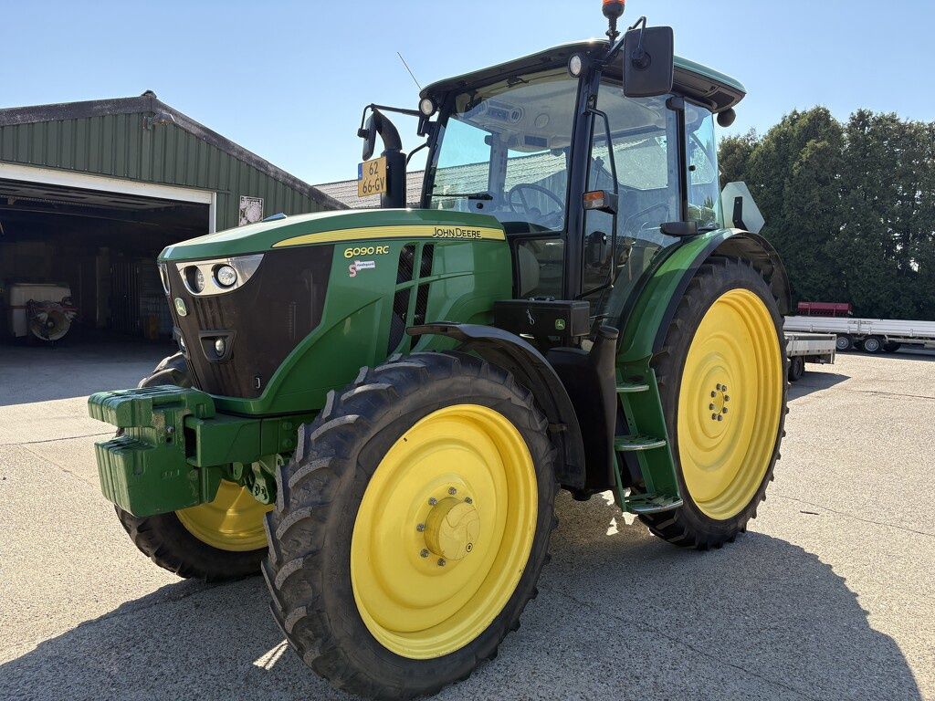 John Deere 6090 RC