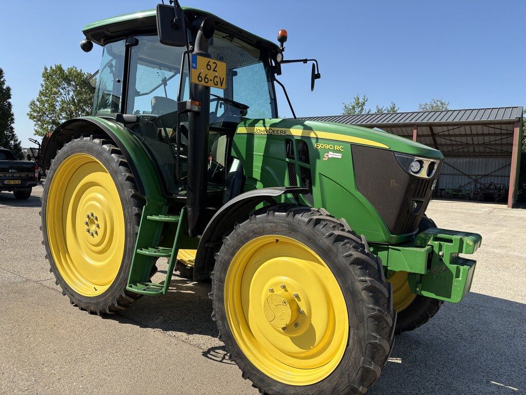 John Deere 6090 RC