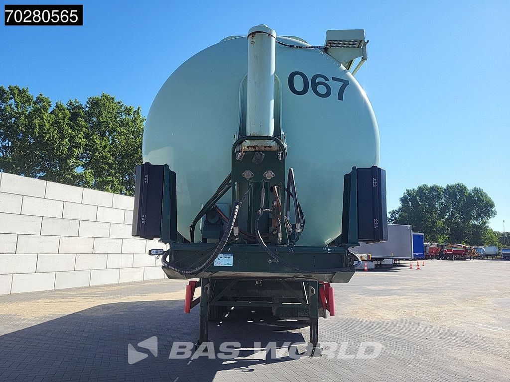 Spitzer SK2753CALGGVS 3 Achsen ADR 55m3 1 Comp. Gefahrgut KIP-Silo